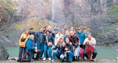 
中山大学附属第一医院黄牛号贩子票贩子代网上预约代挂号电话西班牙游客打卡青田 沉浸式体验侨乡风情