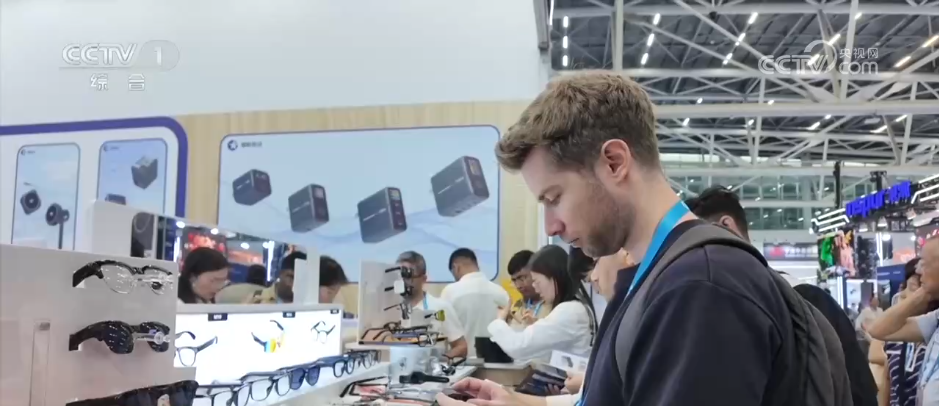 
长春吉大一院黄牛代挂号电话票贩子号贩子网上预约挂号,住院检查加快,广交会“客似云来”热度高 全球客商为中国外贸投下“信任票”