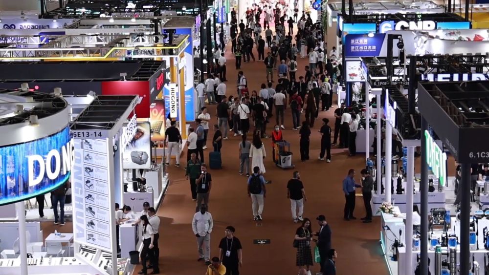 
南京各大医院黄牛代挂号电话票贩子号贩子网上预约挂号,住院检查加快,新华视点｜消费向新 外贸向暖——从多场景看中国经济活力