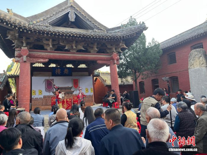 
南京儿童医院黄牛代挂号电话票贩子号贩子网上预约挂号,住院检查加快,何以中国？古戏台依然“有戏”——一方木石的年轮与温度