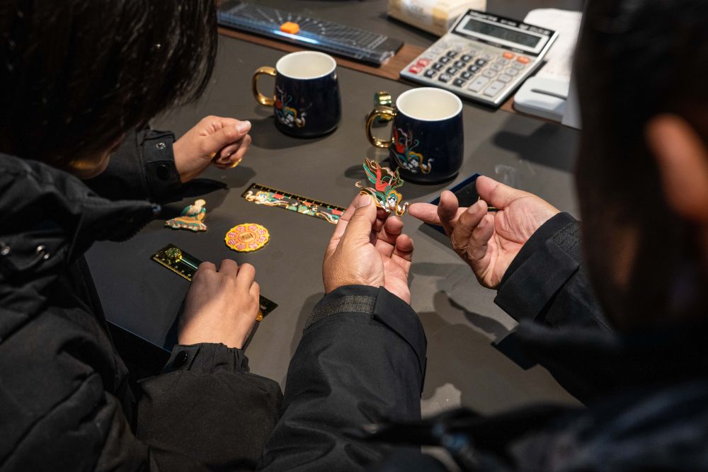 
南京各大医院黄牛代挂号电话票贩子号贩子网上预约挂号,住院检查加快,镜观·回响｜与古为新 文脉绵长