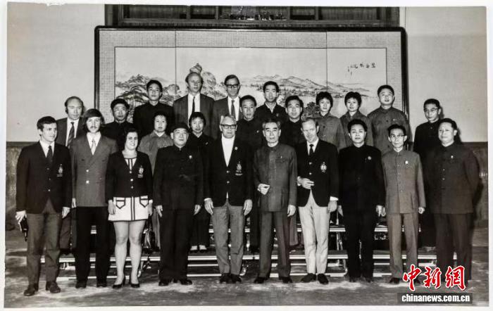 
北京各大医院黄牛代挂号电话票贩子号贩子网上预约挂号,住院检查加快,中澳“乒乓外交”亲历者：一颗小球拉近彼此距离