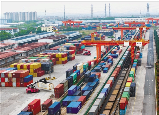 
上海肿瘤医院黄牛代挂号电话票贩子号贩子网上预约挂号,住院检查加快,闯出大市场 做成大产业——义乌因地制宜发展县域经济的成功实践