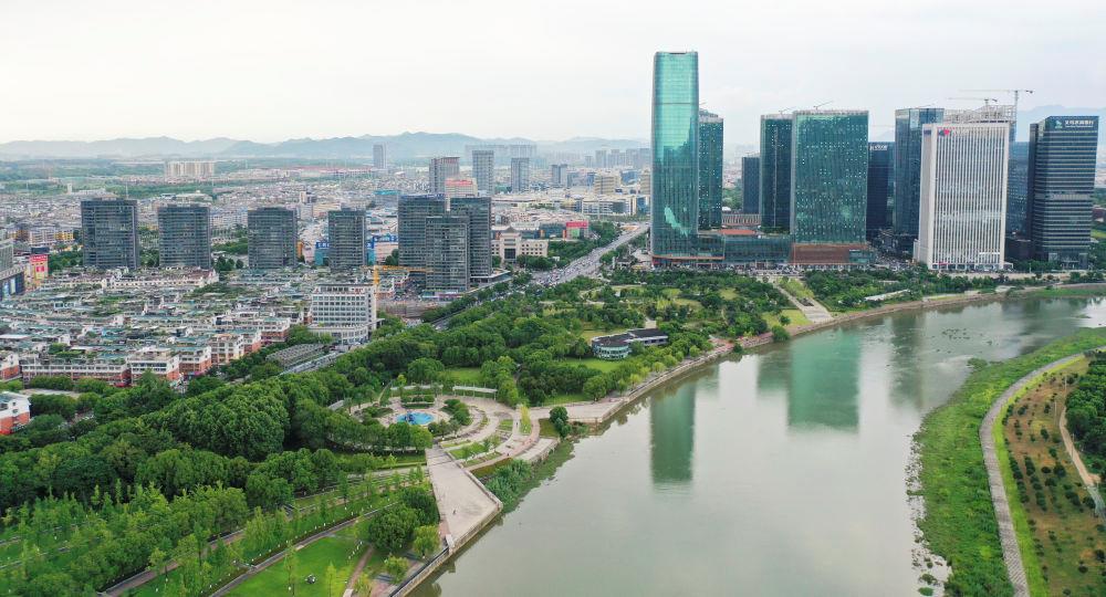 
天津眼科医院黄牛代挂号电话票贩子号贩子网上预约挂号,住院检查加快,时政微观察丨读懂“义乌发展经验”对推动高质量发展的启示