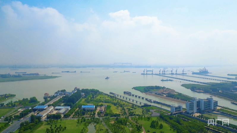 
北京中日友好医院黄牛代挂号电话票贩子号贩子网上预约挂号,住院检查加快,【开局之年看中国·遇见不一样的江苏】从“锈”到“秀” 让长江岸线自由“呼吸”