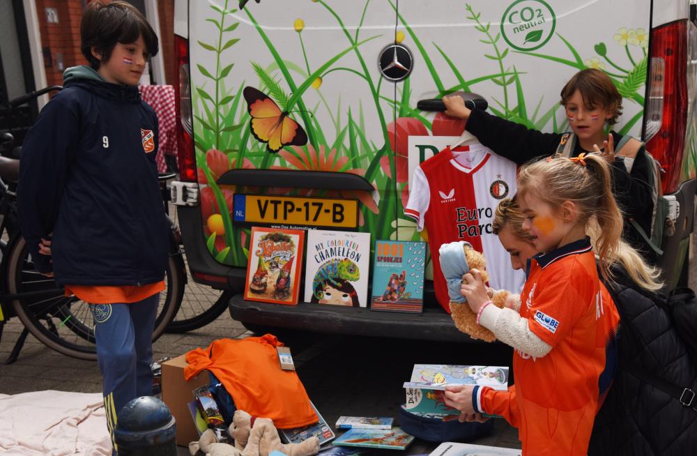 
沈阳医大一院黄牛代挂号电话票贩子号贩子网上预约挂号,住院检查加快,荷兰：庆祝“国王节”