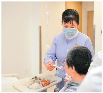 
天津肿瘤医院黄牛代挂号电话票贩子号贩子网上预约挂号,住院检查加快,对接千万老人“刚需”