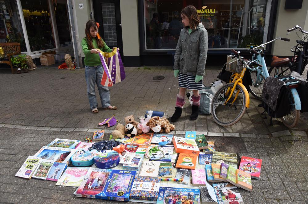 
沈阳医大一院黄牛代挂号电话票贩子号贩子网上预约挂号,住院检查加快,荷兰：庆祝“国王节”