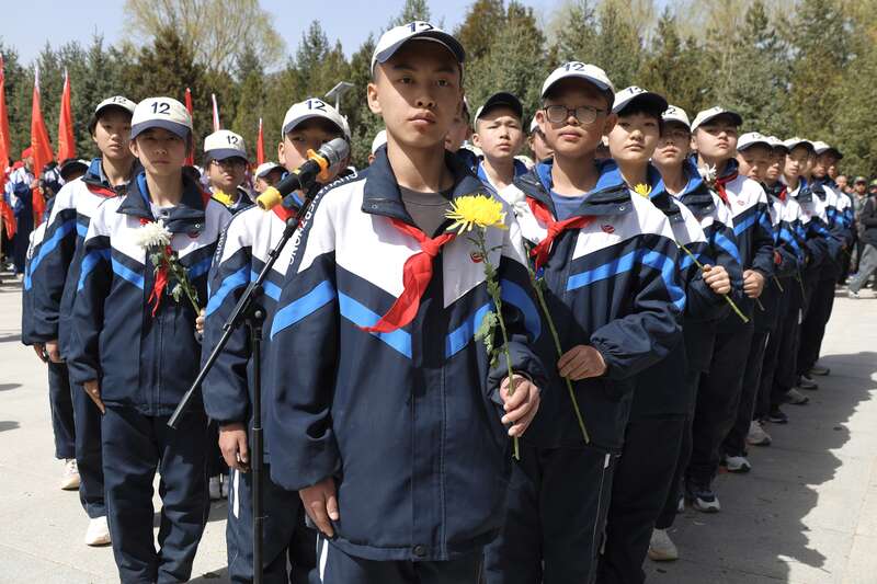 
北京大学肿瘤医院黄牛代挂号电话票贩子号贩子网上预约挂号,住院检查加快,“长征路”常走常新 宁夏固原连续31年组织师生徒步百里祭英烈