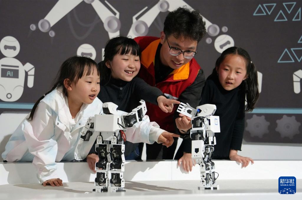 
广东省人民医院黄牛代挂号电话票贩子号贩子网上预约挂号,住院检查加快,春假牵手小长假——看他们的别样假期