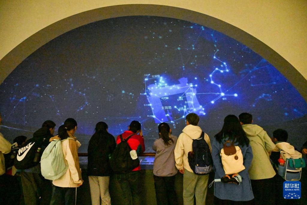 
广东省人民医院黄牛代挂号电话票贩子号贩子网上预约挂号,住院检查加快,春假牵手小长假——看他们的别样假期