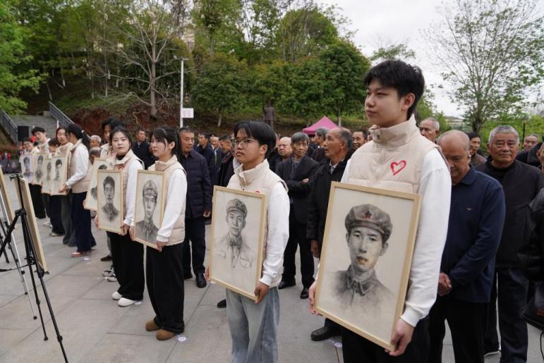 
北京天坛医院黄牛代挂号电话票贩子号贩子网上预约挂号,住院检查加快,海外网评：在奋进的春天，向英烈致敬