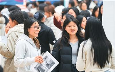 
包含北京大学第一医院黄牛代挂号电话票贩子号贩子网上预约挂号,住院检查加快,民生福祉，7项指标传递暖意（20项主要指标，描绘未来五年中国发展新图景③）