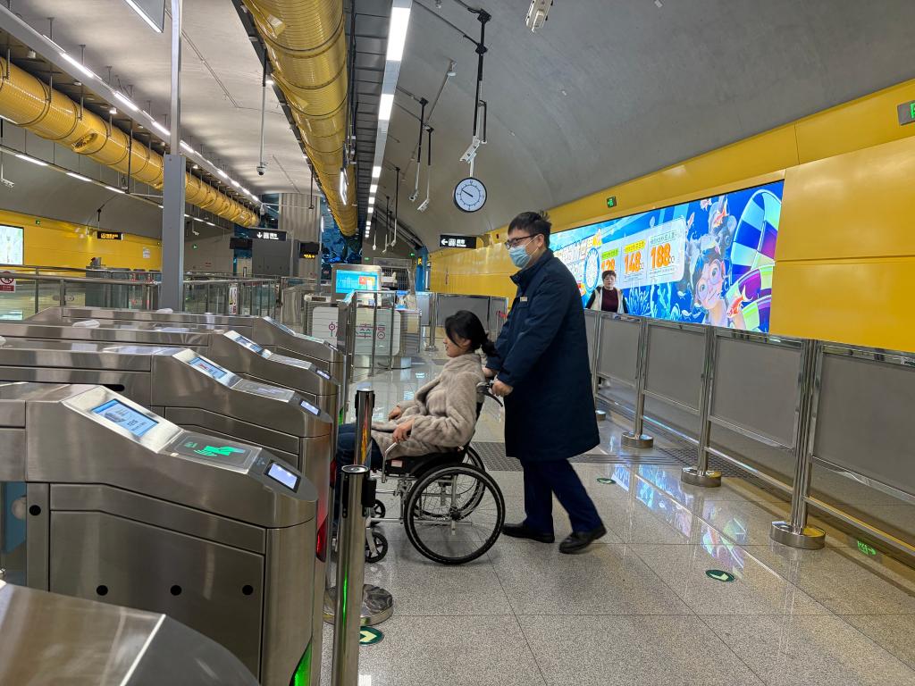 
广州中医药大学一附医院黄牛代挂号电话票贩子号贩子网上预约挂号,住院检查加快,这些黑科技，让残障人士有了更多可能