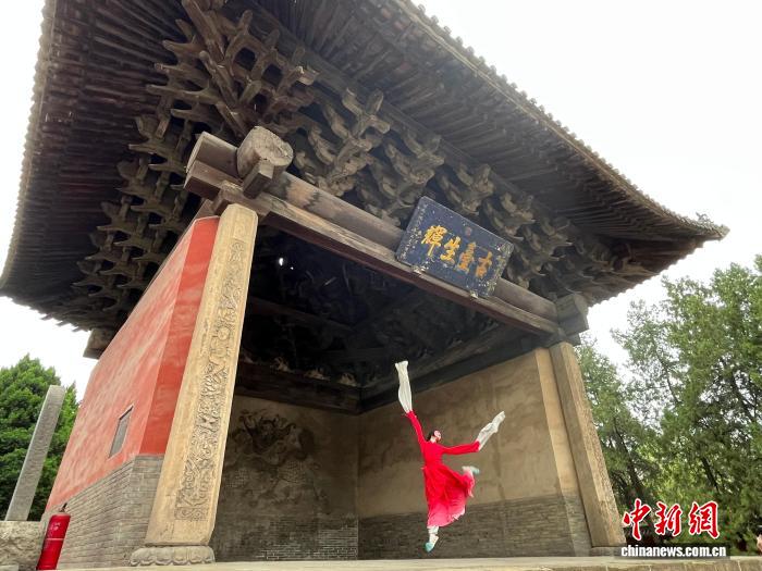 
北京天坛医院黄牛代挂号电话票贩子号贩子网上预约挂号,住院检查加快,（文化中国行）中国热播剧带火古戏台 戏曲大省山西戏韵悠长