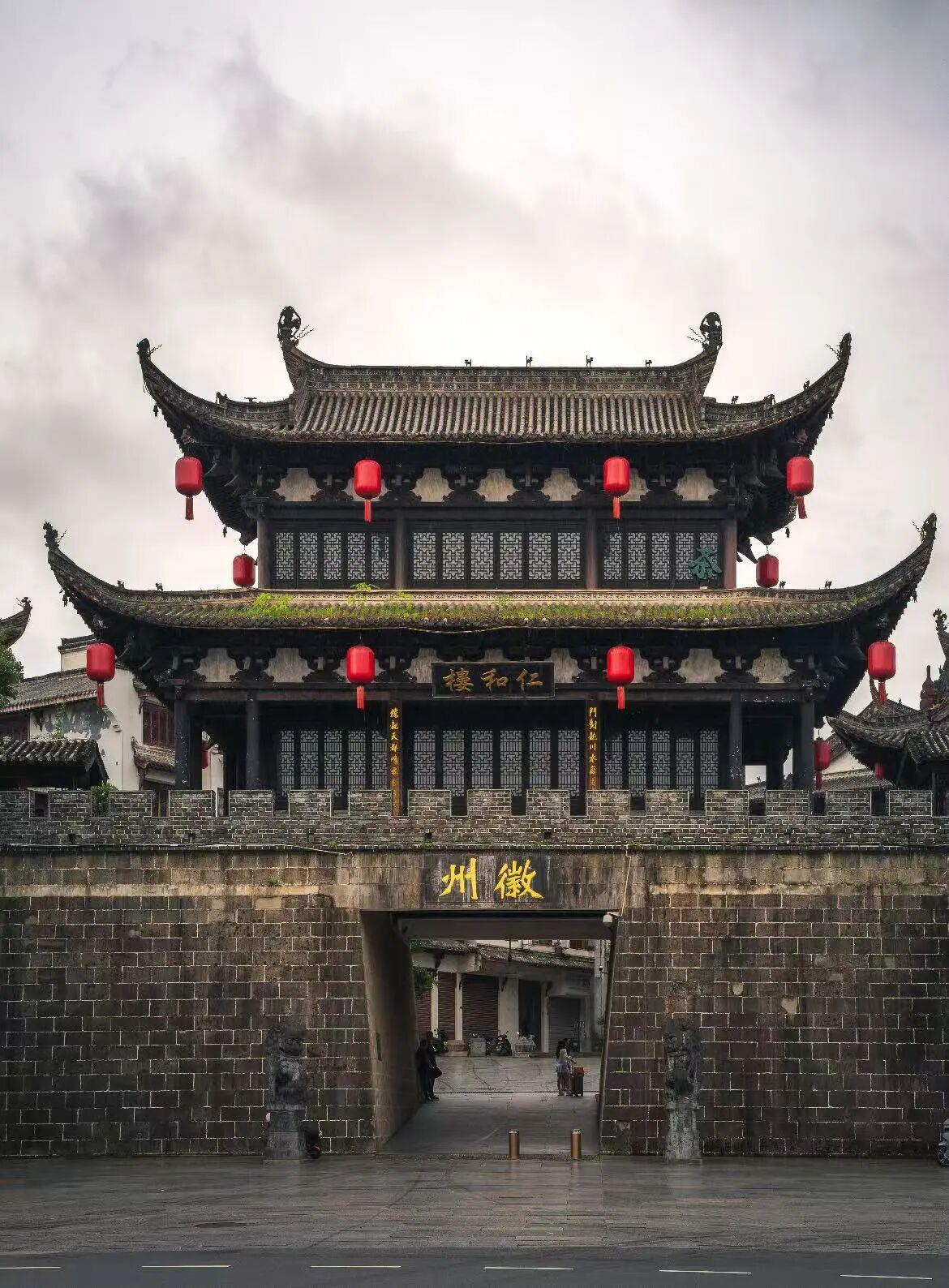 
天津中医药大学第一附属医院黄牛挂号电话五一必逛宝藏古城，快乐直接拉满！