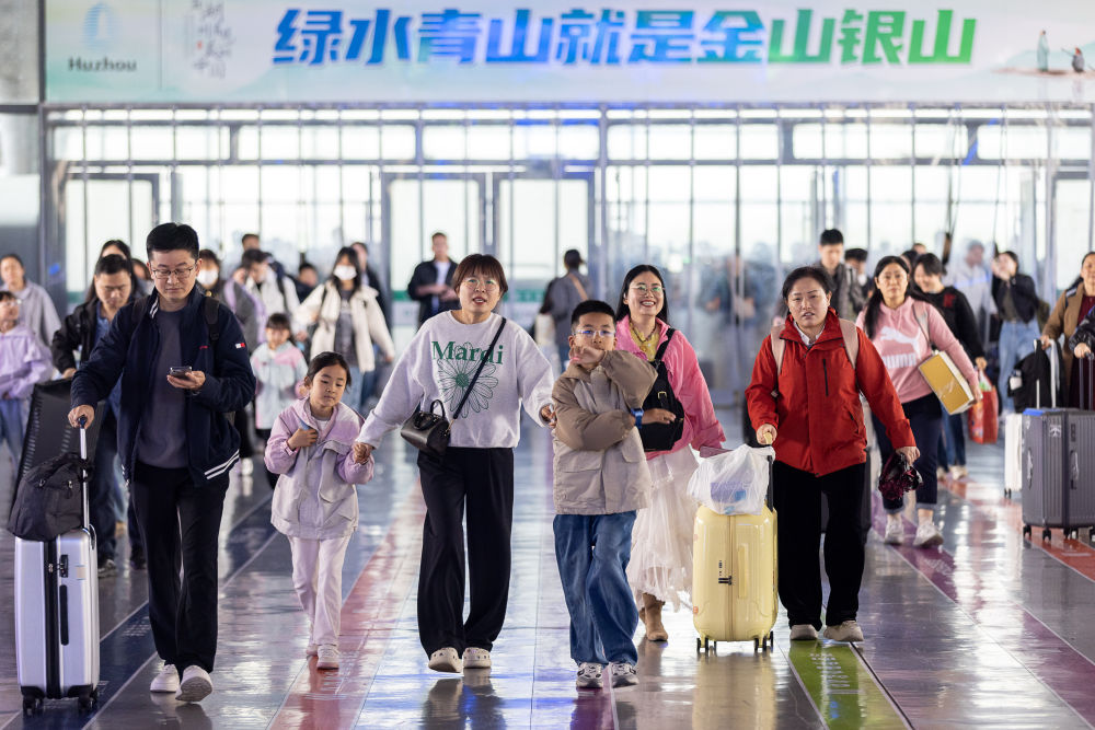 
北京大学第三医院黄牛代挂号电话票贩子号贩子网上预约挂号,住院检查加快,出游新思路：“串串游” 错峰游“五一”怎么玩才过瘾？