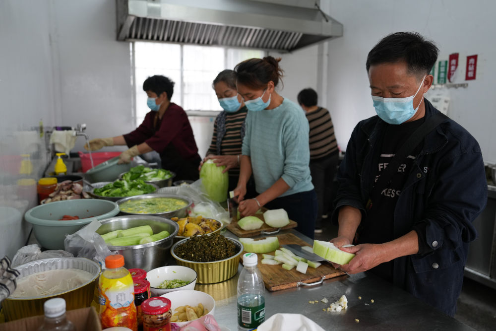 
南方医科大学南方医院黄牛代挂号电话票贩子号贩子网上预约挂号,住院检查加快,特写：防汛一线，看见安心、信心和决心