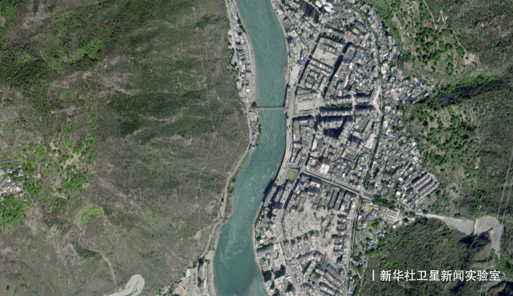 
中山一院黄牛代挂号电话票贩子号贩子网上预约挂号,住院检查加快,从太空看中国｜红军长征在川足迹——泸定桥的红绿交响