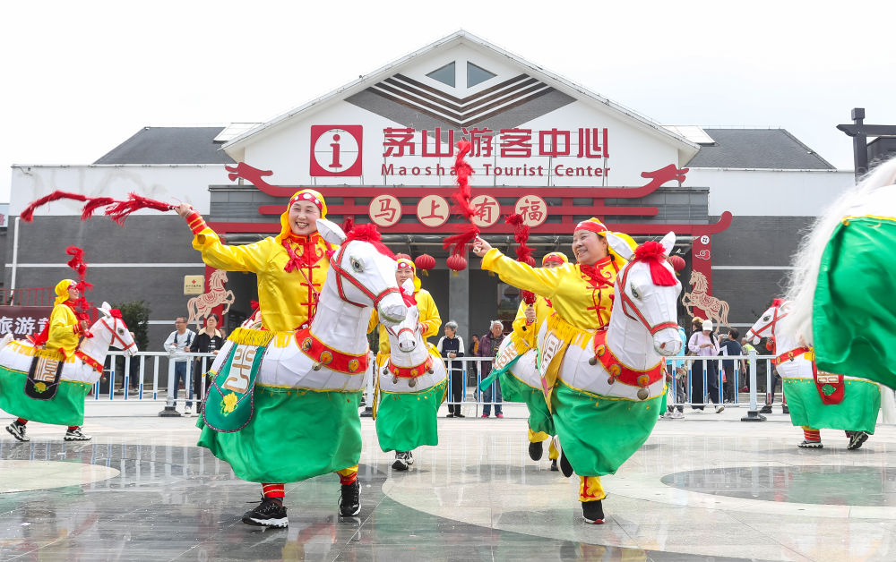 
广州各大医院黄牛代挂号电话票贩子号贩子网上预约挂号,住院检查加快,乐享“五一”假期