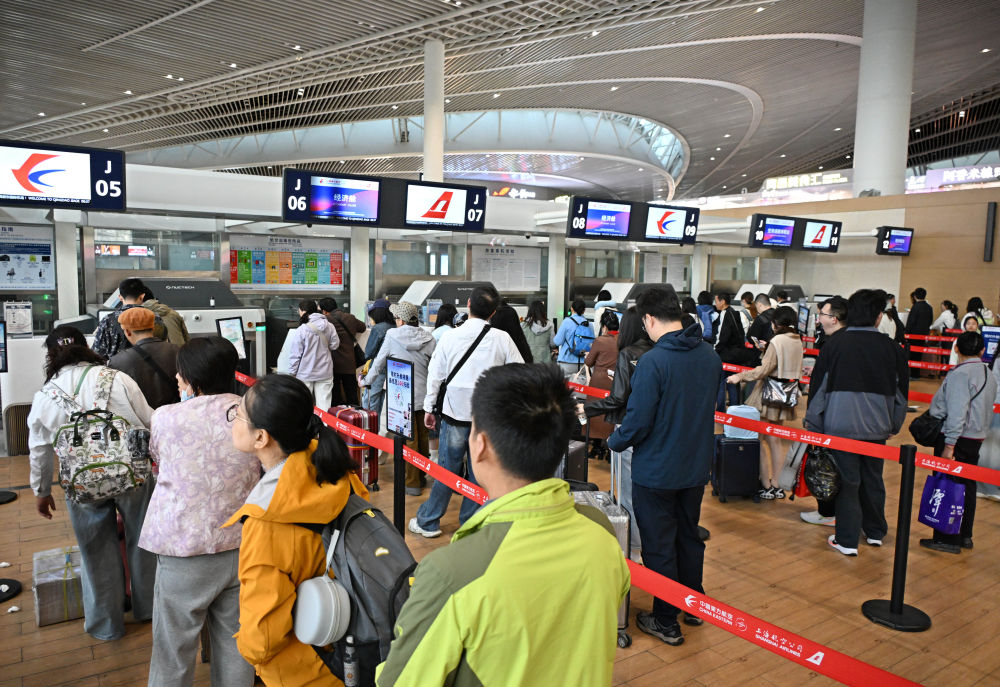 
广东省中医院黄牛代挂号电话票贩子号贩子网上预约挂号,住院检查加快,小长假里看中国｜“假日经济”撬动消费新活力