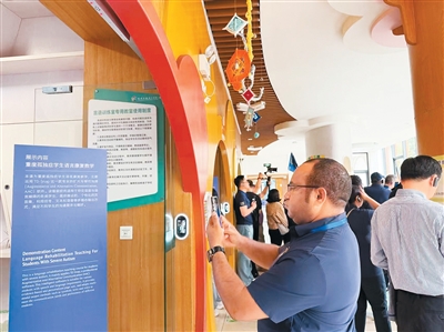 
成都华西医院黄牛代挂号电话票贩子号贩子网上预约挂号,住院检查加快,文明触手可及 科技温暖人心