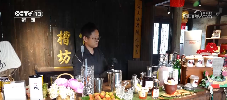 南京市口腔医院黄牛代挂号电话票贩子号贩子网上预约挂号,住院检查加快,赛龙舟、挂艾草、品美食,仪式感满满!N种方式“解锁”端午民俗