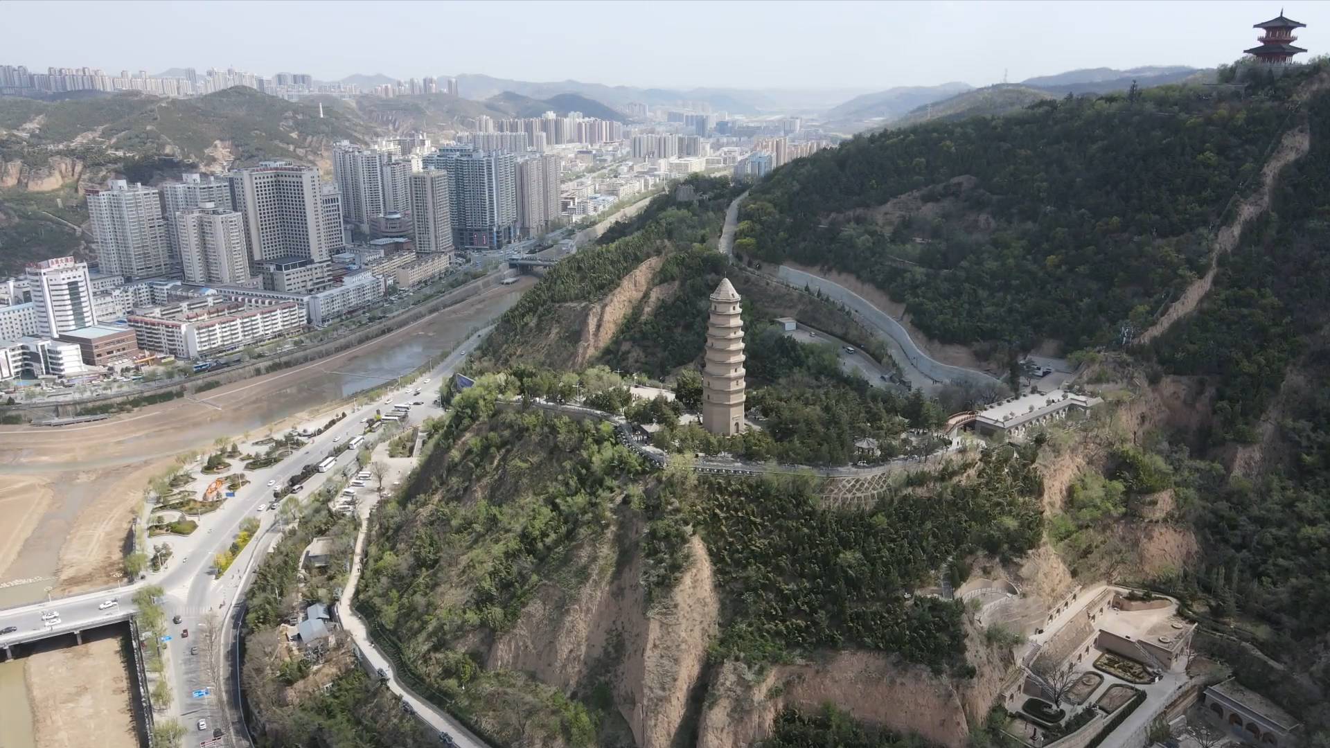 
天津肿瘤医院黄牛代挂号电话票贩子号贩子网上预约挂号,住院检查加快,新华社记者重走转战陕北路｜追寻“四大队”：他们将红色声音传遍全中国