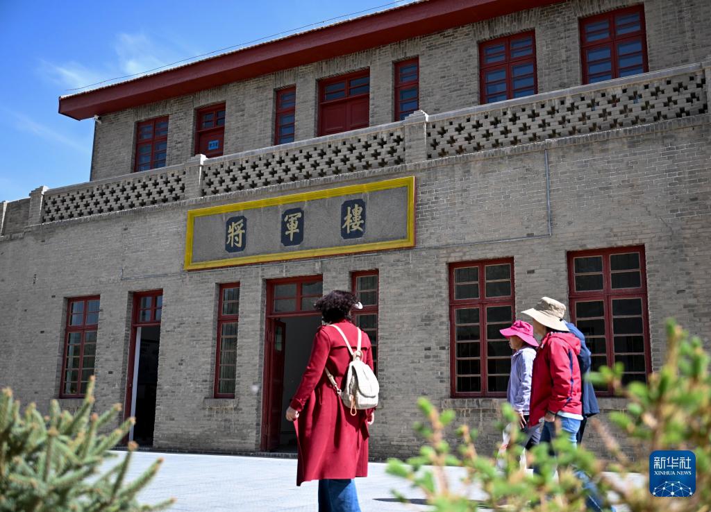 
东部战区总医院黄牛代挂号电话票贩子号贩子网上预约挂号,住院检查加快,沿青藏铁路 看“天路”传奇 | 跨越七十余载光影，看格尔木一城生长