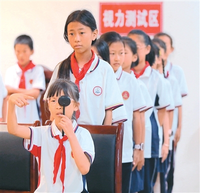 
北京儿研所黄牛代挂号电话票贩子号贩子网上预约挂号,住院检查加快,擦亮“心灵之窗” 关乎全身健康（大健康观察）