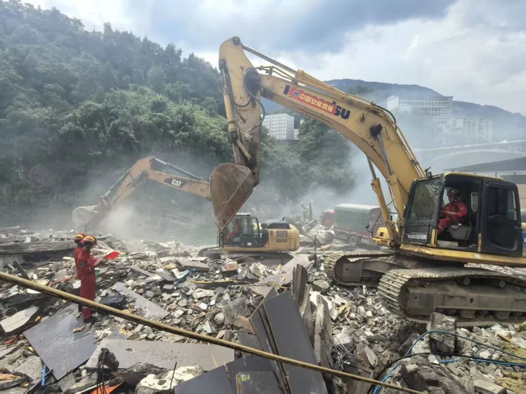 
浙江省肿瘤医院张英丽医生黄牛预约代挂号电话加紧救援，全力搜寻！重庆彭水山体崩塌抢险最新消息→