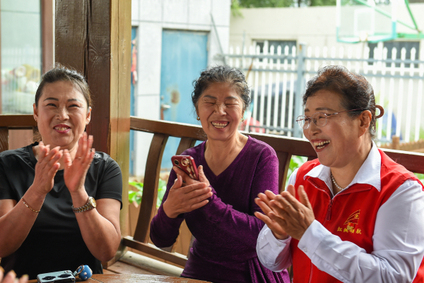
沈阳医大二院黄牛挂号电话票贩子号贩子网上预约挂号,住院检查加快“七一勋章”获得者吴亚琴，中国基层之治的答卷人
