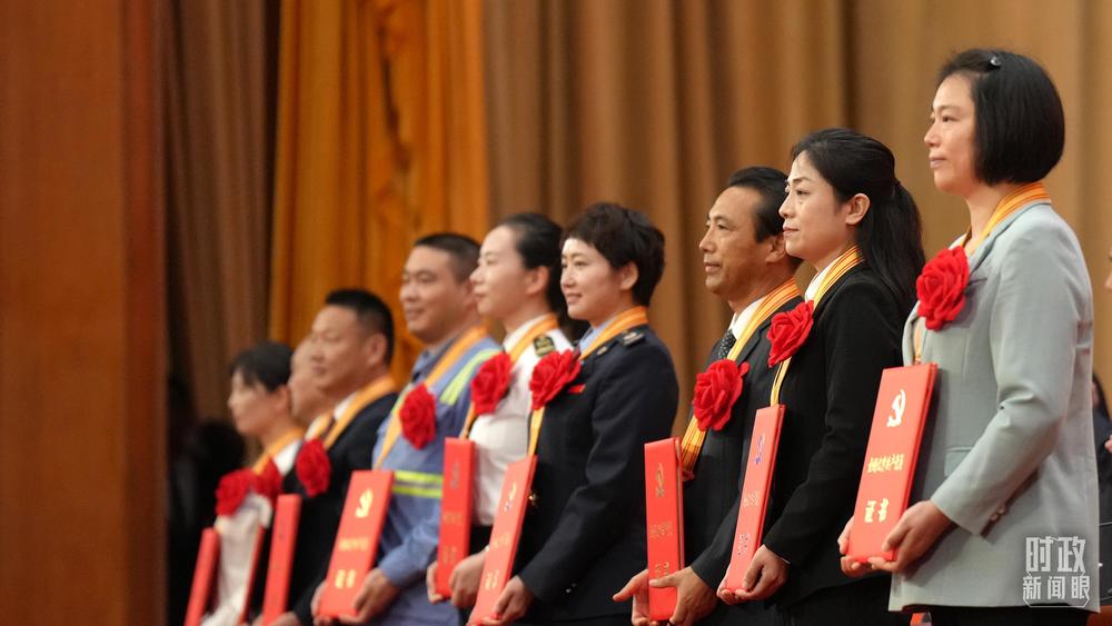 
上海市肺科医院谢冬医生黄牛预约代挂号电话时政新闻眼丨奋力创造新的历史辉煌，习近平在这场大会上发出伟大号召