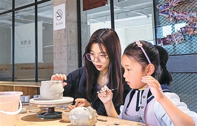
西安市儿童医院黄牛挂号电话票贩子号贩子网上预约挂号,住院检查加快年轻人学起老手艺