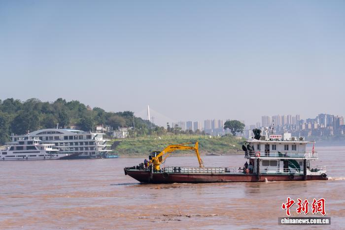 
北大口腔医院黄牛挂号电话票贩子号贩子网上预约挂号,住院检查加快（长江十年行）从“一把捞网”到“机械赋能” 重庆126公里水域的清漂之变