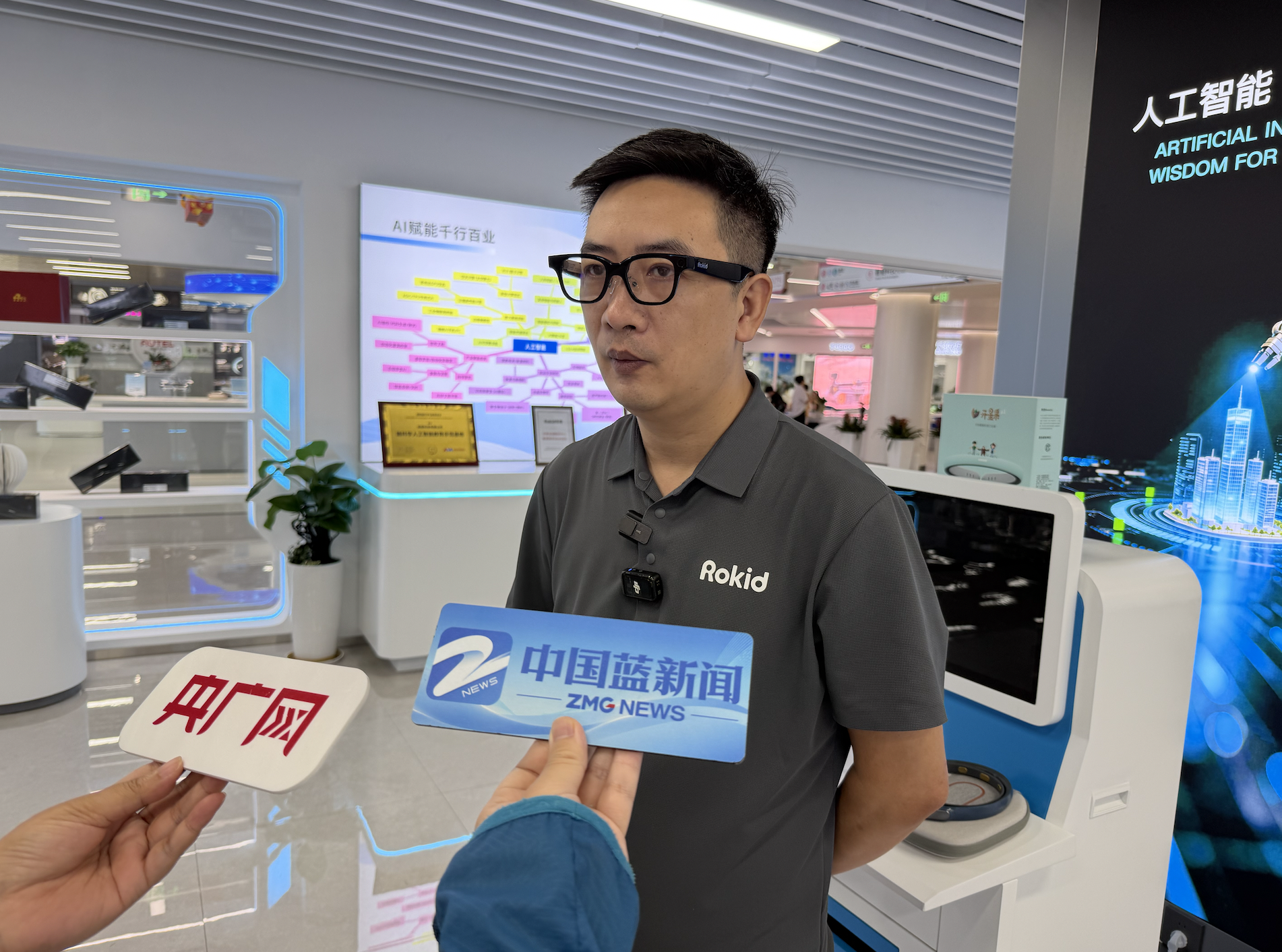 中山大学附属第六医院朱波医生黄牛预约代挂号电话开局之年看中国|义乌全球数贸中心里的新气象