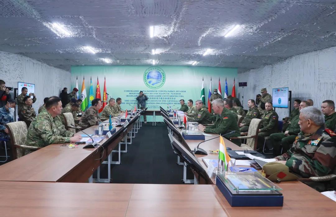 9月23日,中央军委委员,军委联合参谋部参谋长李作成在俄罗斯奥伦堡州