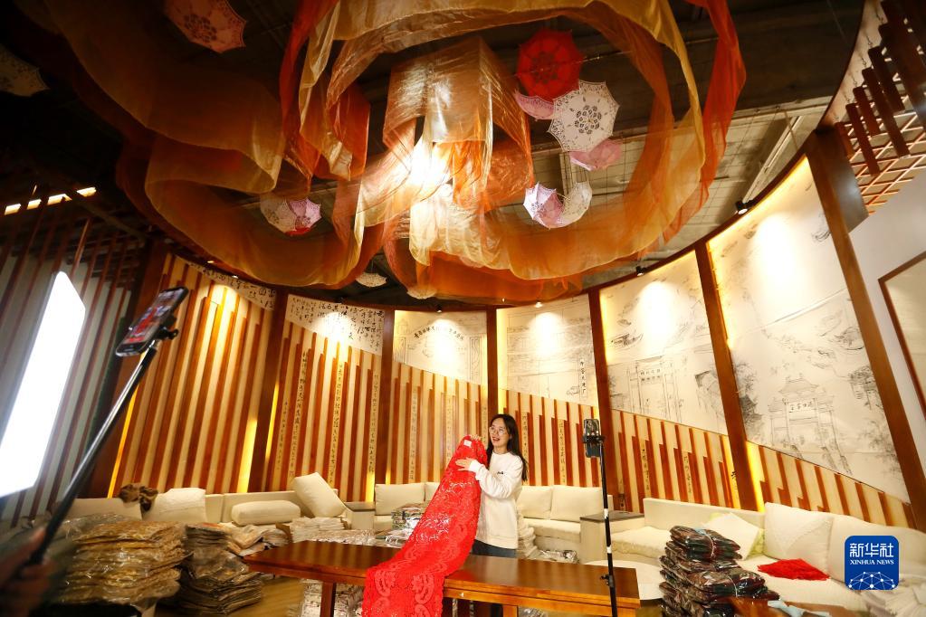 即墨花边畅销海内外市场