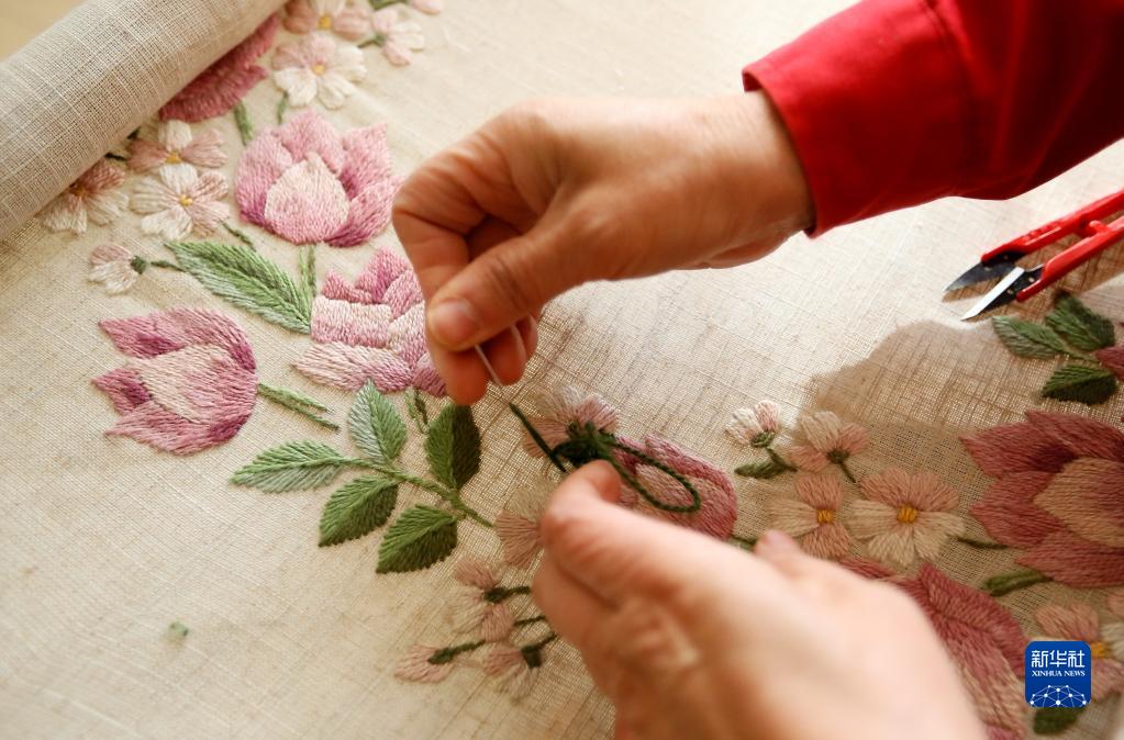 即墨花边畅销海内外市场