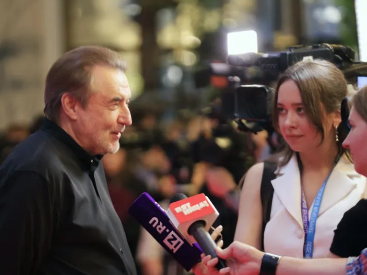 东西问丨乌奇捷利：中俄如何在光影世界中寻找情感共鸣？