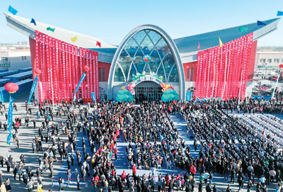 阿克苏的苹果红了！