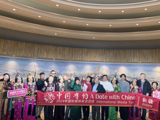 “新疆这么美这么大，多少内存都拍不下”