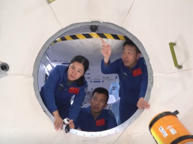 神十九发射在即 “龙马乘组”是这样“炼”成的