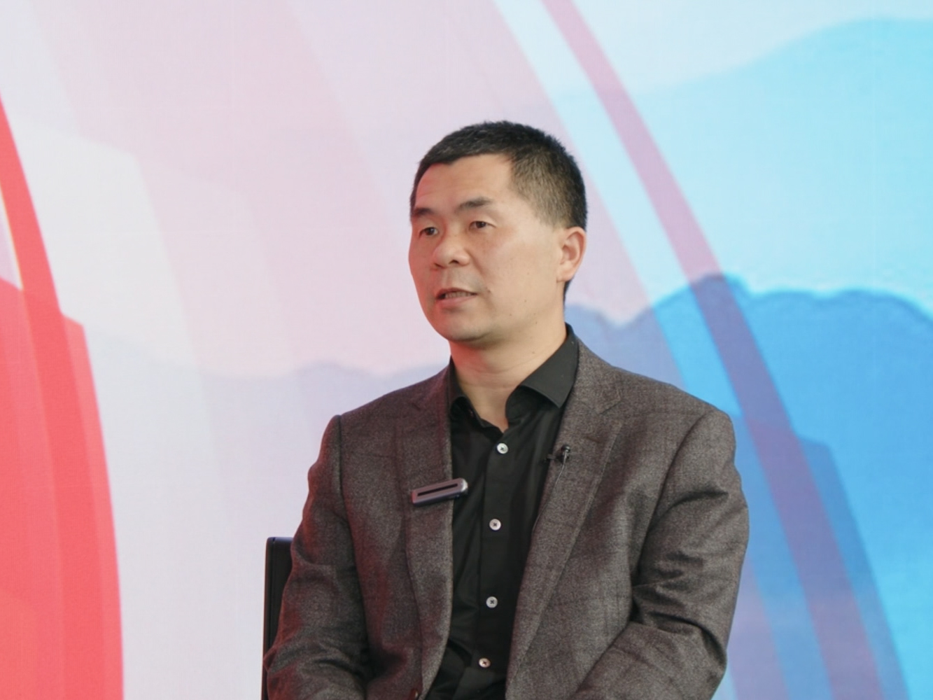 钉钉总裁叶军：构建中国开放AI生态 让企业创新变得更容易|我说中国式现代化㊼