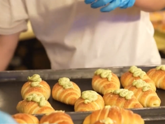 餐饮住宿、家电汽车都便宜啦！各地推出优惠政策促进消费→