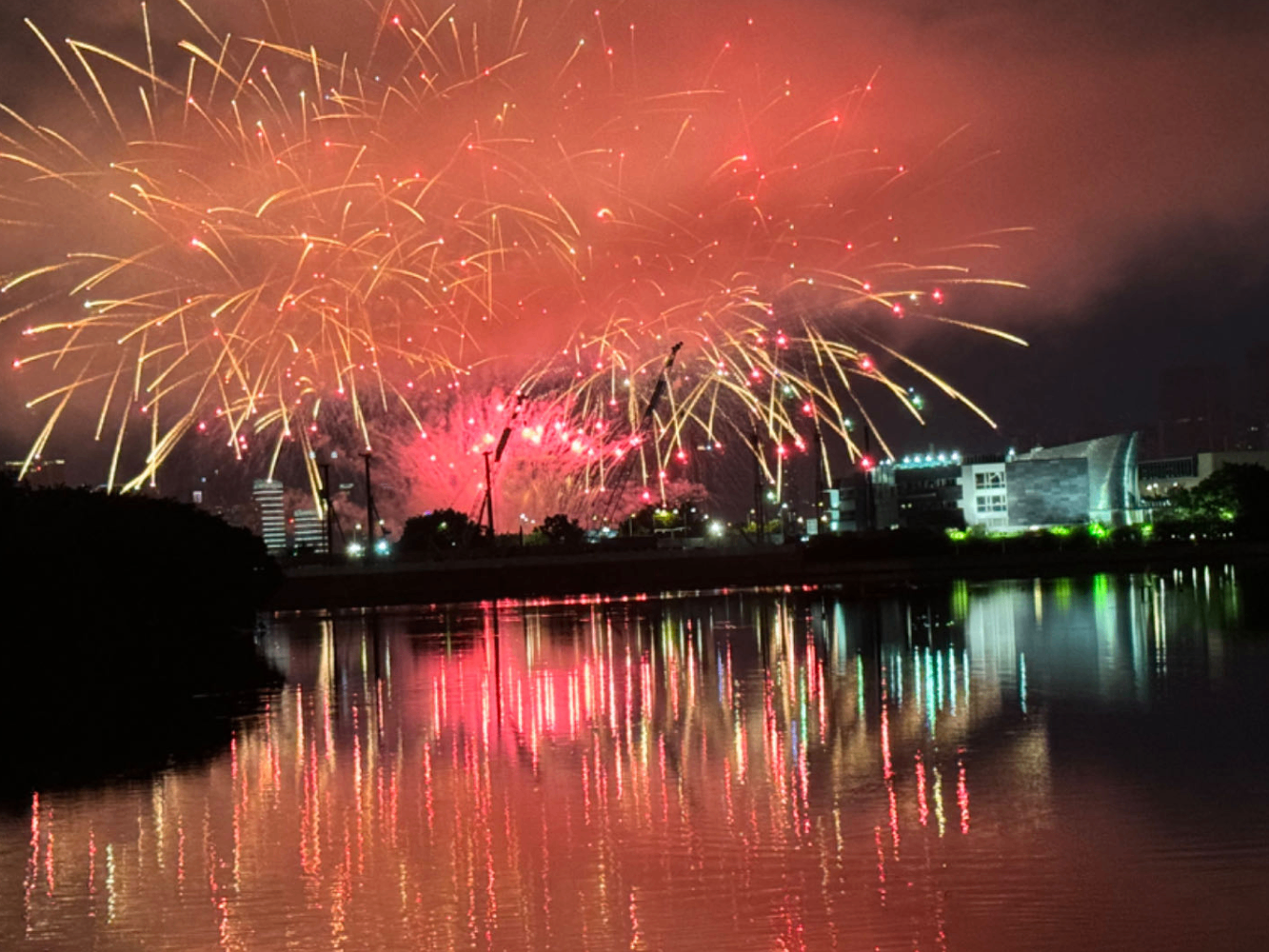 “东信烟花”夺得第32届澳门国际烟花比赛冠军