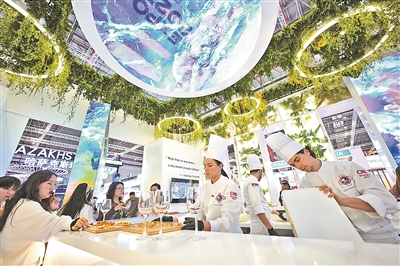 全球朋友共赴“开放之约”