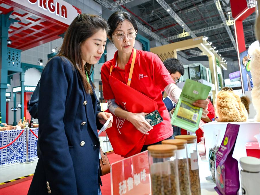 多国宾客讲述心中的进博会