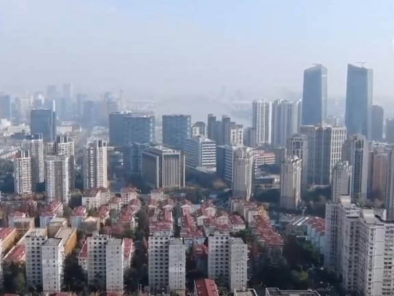 “银十”超过“金九” 政策“组合拳”推动房地产市场回稳