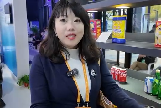 未来世界漫游指南 AI无处不在 从购物休闲到工作开会 机器人全覆盖